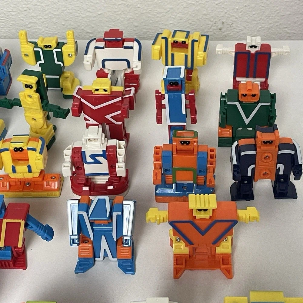The Unbranded Brand alphabet robots
